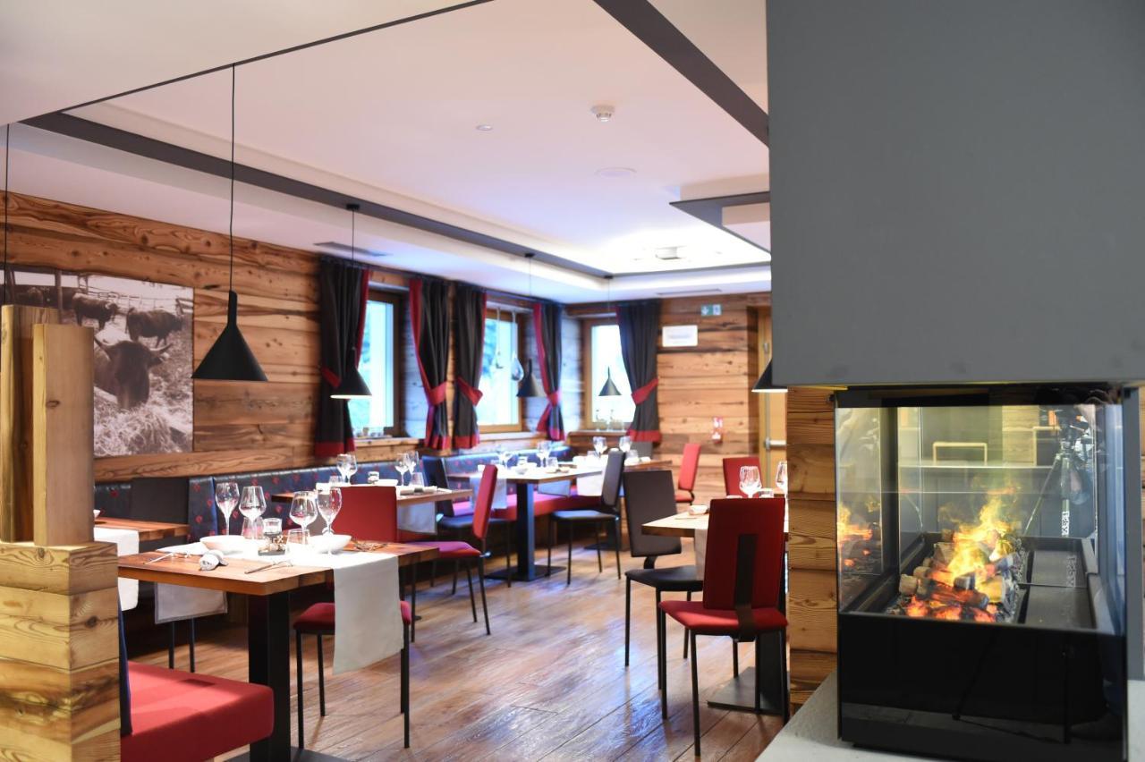 Dolomeet Boutique Hotel Pinzolo Eksteriør billede