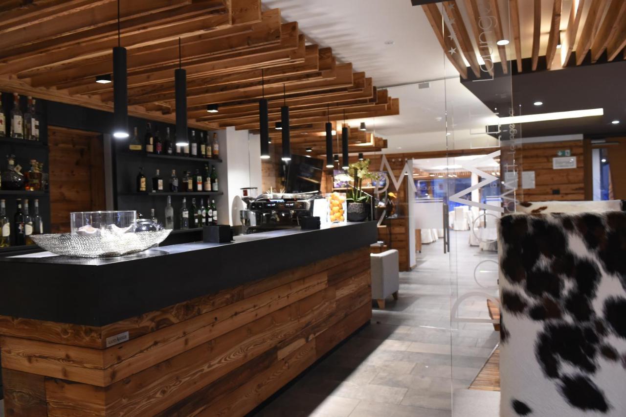 Dolomeet Boutique Hotel Pinzolo Eksteriør billede