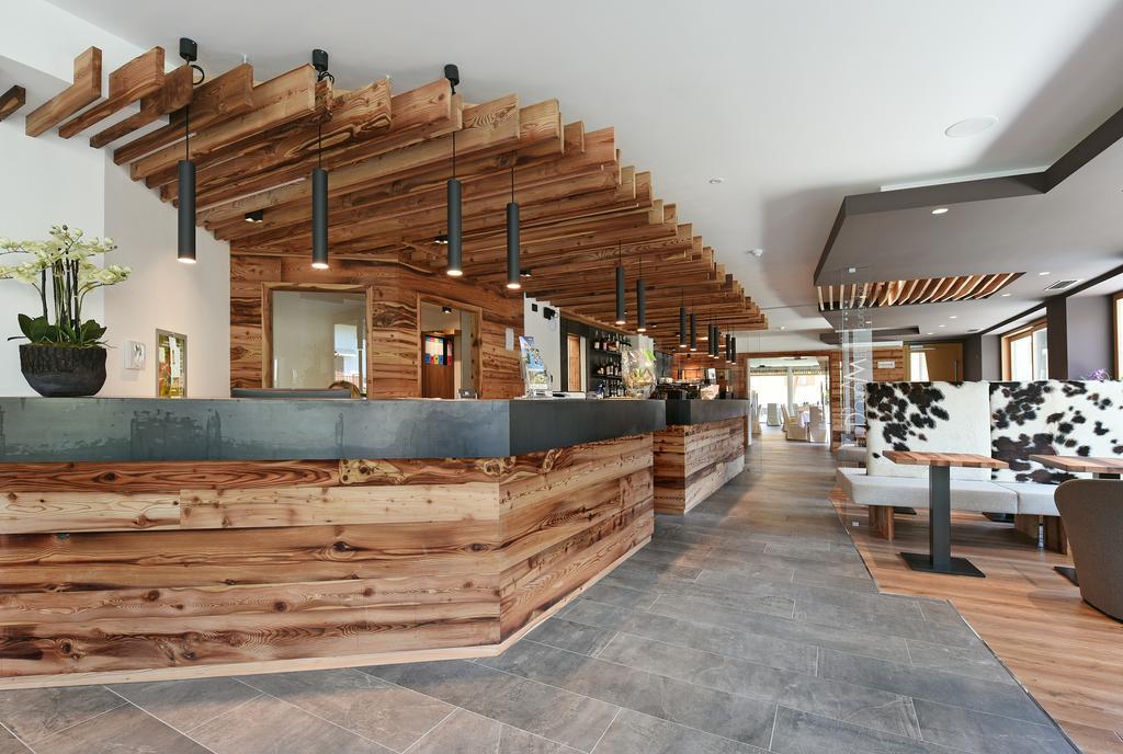 Dolomeet Boutique Hotel Pinzolo Eksteriør billede